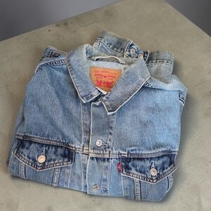 Levi's Classic Medium Wash Denim Jacket, Large, Vintage